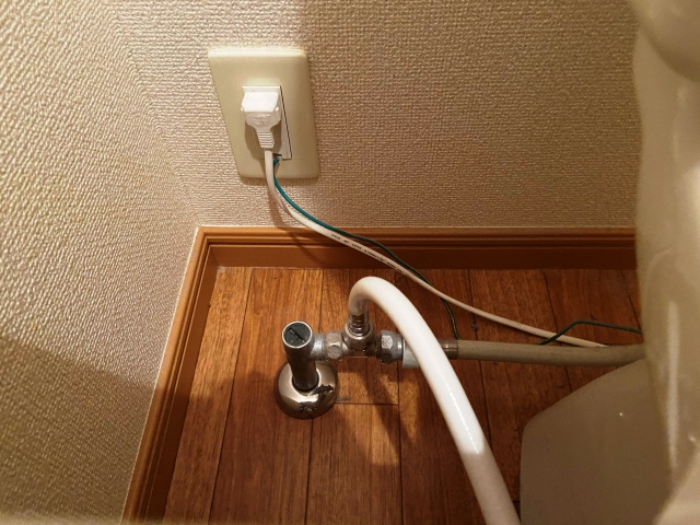 ウォシュレット　コンセント